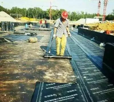 對話河南省華宏防水保溫工程董事長黃高偉 專注防水保溫工程，鑄就行業品質標桿